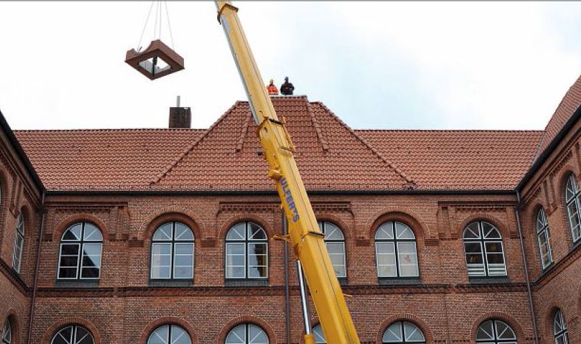Uhrenturm der Grundschule Uhrenturm der Grundschule