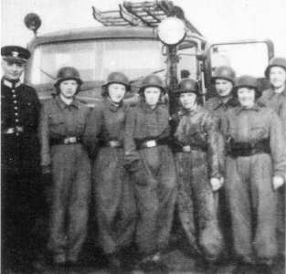 B.D.M. Feuerwehrhelferinnen 1943