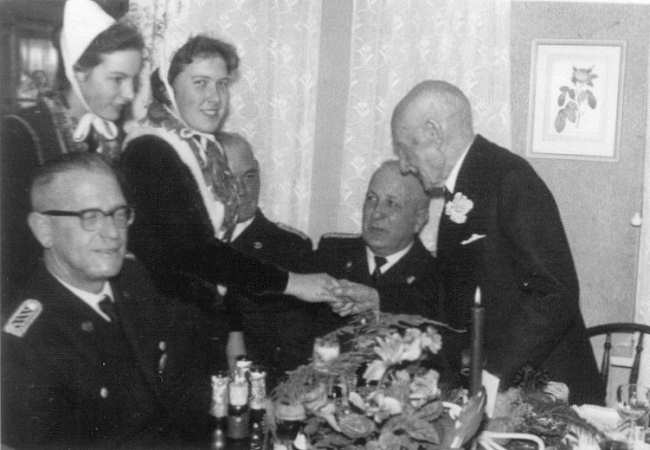 Reinhard Bruns wird 100 Jahre Reinhard Bruns wird 100 Jahre