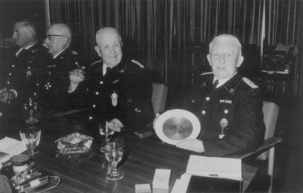 Wilt de Boer, Helmers (Vorstand), Gottlieb Langenstraß, Heiko Herren. Wilt de Boer, Helmers (Vorstand), Gottlieb Langenstraß, Heiko Herren.