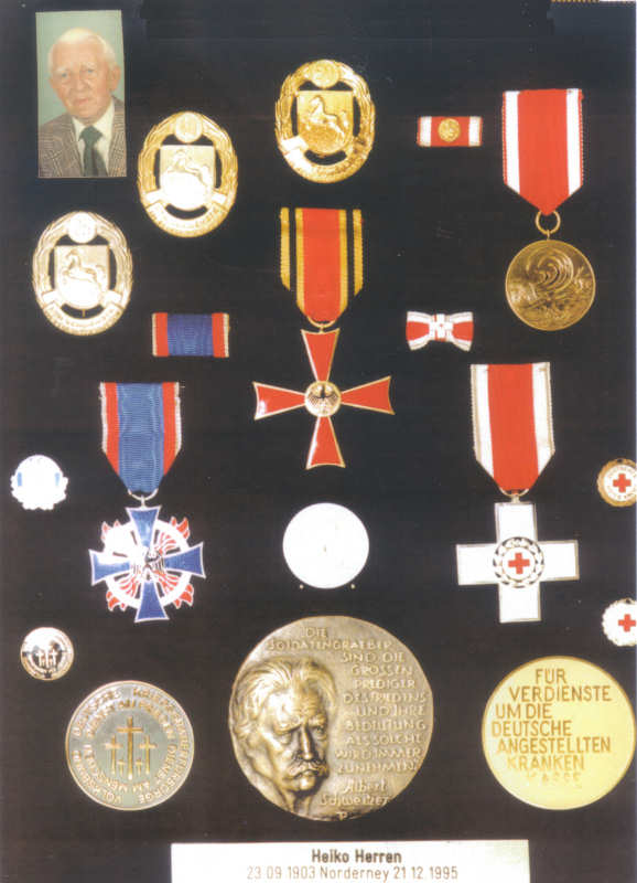 70 Jahre Feuerwehr 70 Jahre Feuerwehr