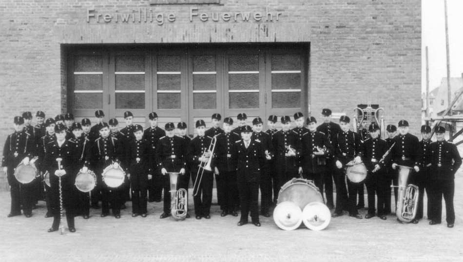 Tambourcops und Musikzug 1954 Tambourcops und Musikzug 1954