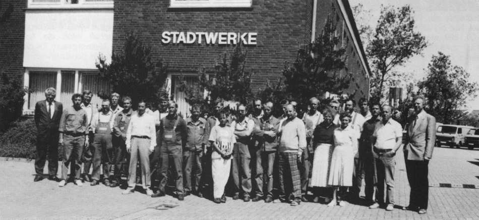 Geschäftleitung und Mitarbeiter der Stadtwerke Norderney heute Geschäftleitung und Mitarbeiter der Stadtwerke Norderney heute