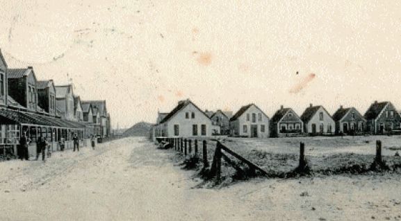 Die historische Postkarte zeigt die Benekestraße um 1911