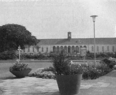 Verschönerungen am Rand des Kurplatzes Verschönerungen am Rand des Kurplatzes