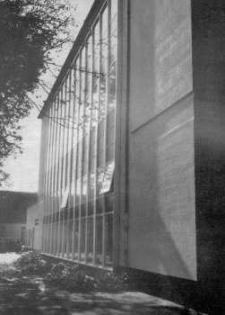 Meerwasser-Wellenschwimmbad